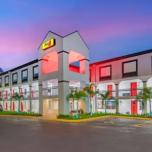** Hotel Super 8 By Wyndham Orlando Near Florida Mall USA